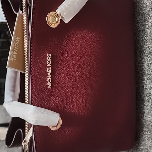 MK Teagan Dark Cherry long drop satchel leather - Picture 1 of 6